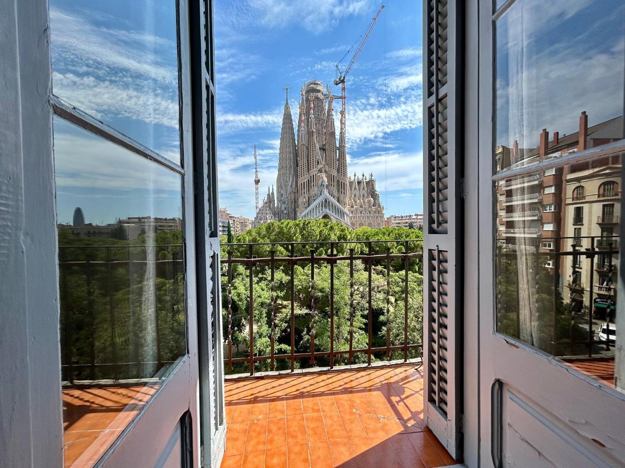 BarcelonaForRent Plaza Sagrada Familia Apartment Exterior foto